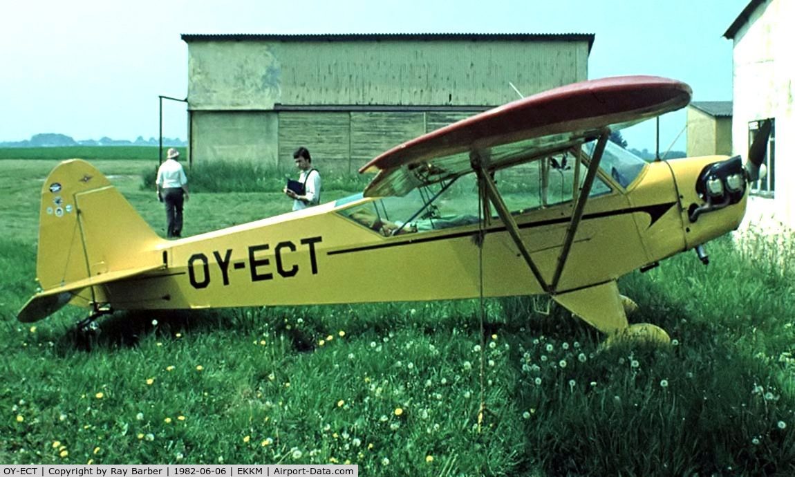 OY-ECT, 1942 Piper J3C-65 Cub C/N 22617, Piper J-3C-65 Cub [22617] Kirstinesminde~OY 06/06/1982. From a slide.