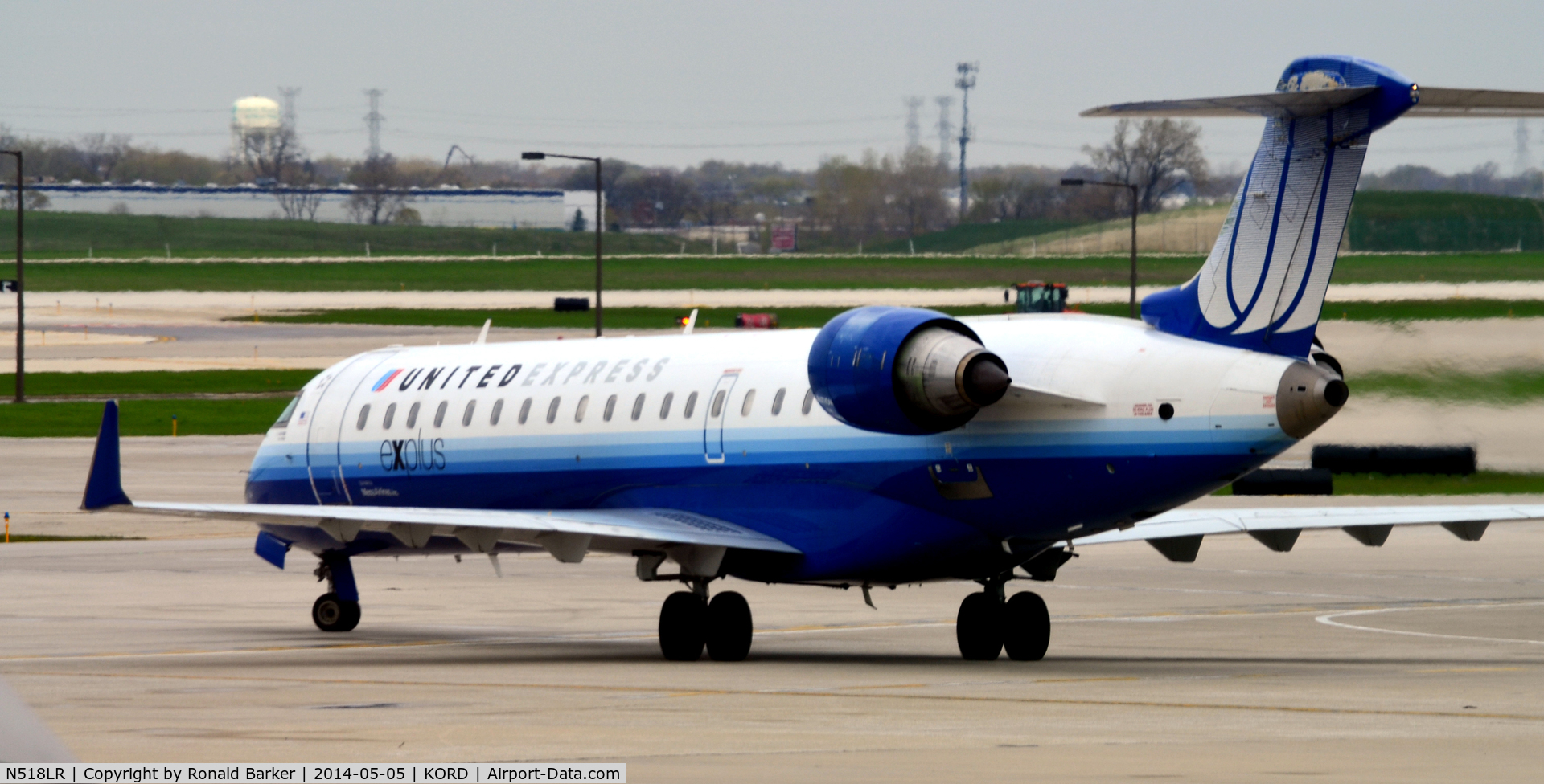 N518LR, 2006 Bombardier CRJ-700 (CL-600-2C10) Regional Jet C/N 10259, Taxi for takeoff O'Hare