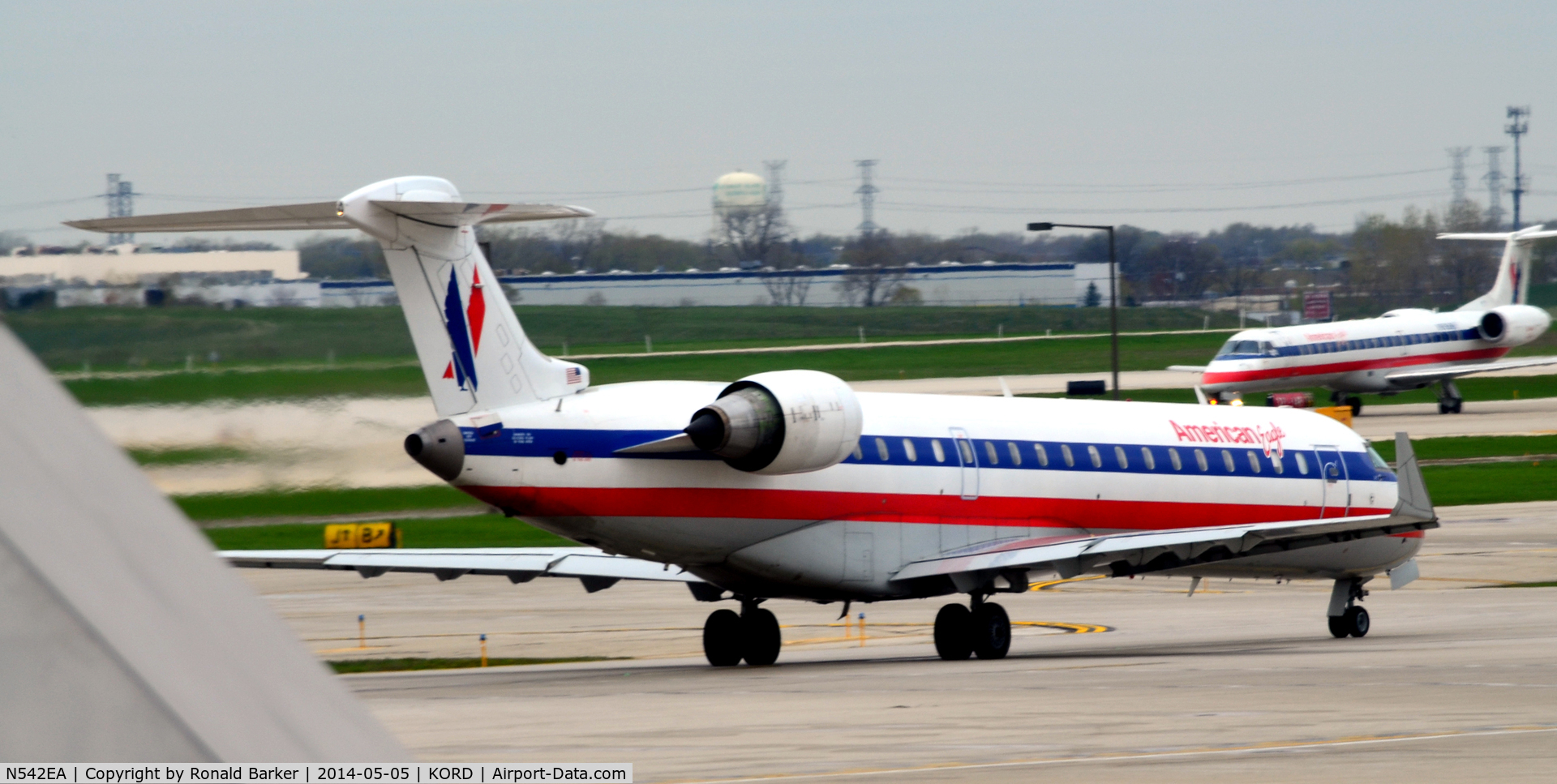 N542EA, Bombardier CRJ-702 (CL-600-2C10) Regional Jet C/N 10321, Taxi O'Hare