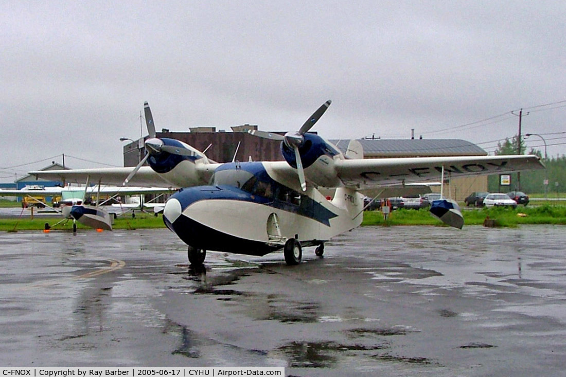 C-FNOX, 1945 Grumman G-44A Widgeon C/N 1414, Grumman G-44A Widgeon [1414] St. Hubert~C 17/06/2005