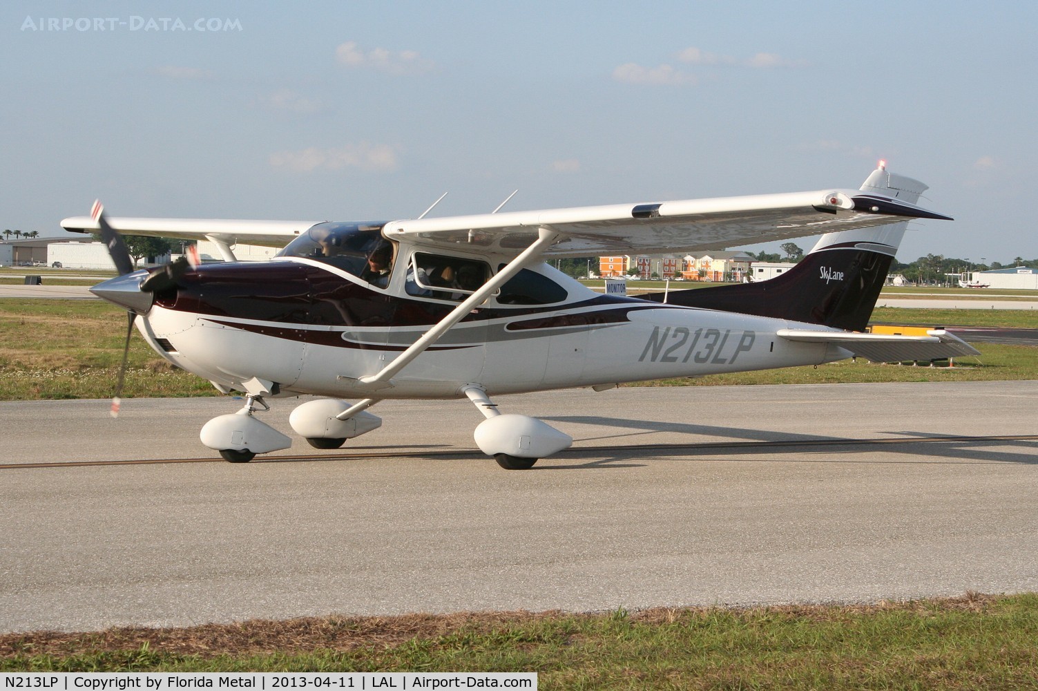 N213LP, 2004 Cessna 182T Skylane C/N 18281312, Cessna 182T