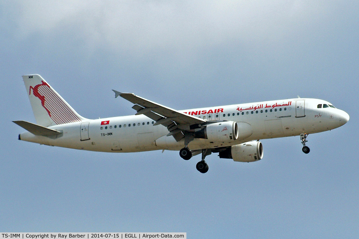 TS-IMM, 1999 Airbus A320-211 C/N 0975, Airbus A320-211 [0975] (Tunisair) Home~G 15/07/2014. On approach 27L.