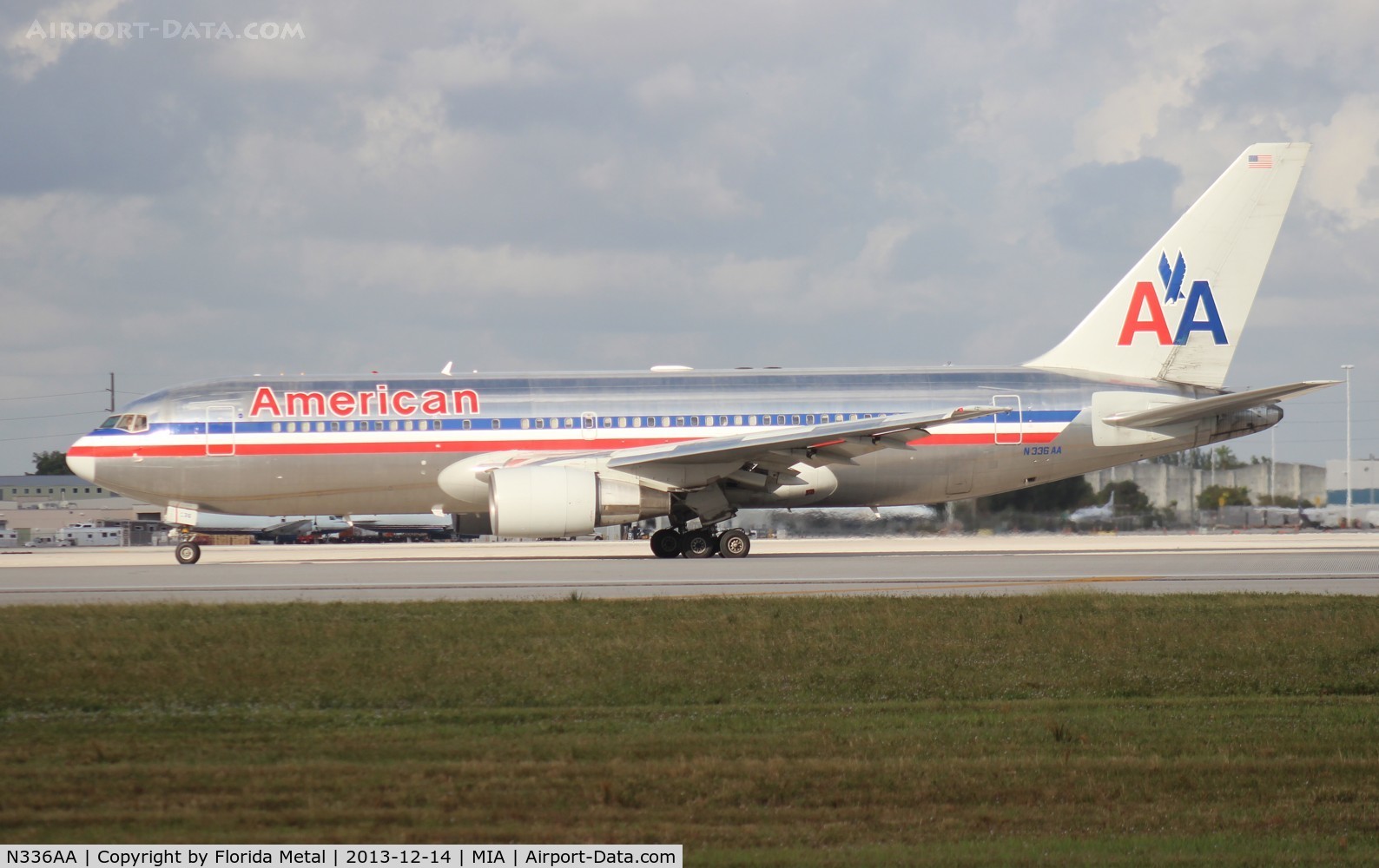 N336AA, 1987 Boeing 767-223 C/N 22334, American 767-200
