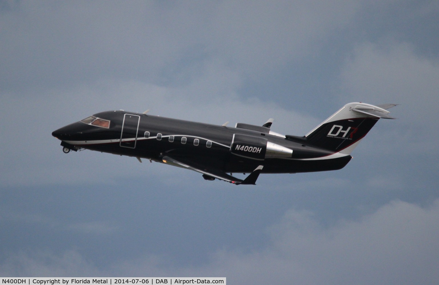 N400DH, 1989 Canadair 601-3A Challenger (CL-600-2B16) C/N 5036, Denny Hamlin #11 NASCAR Driver Challenger 601