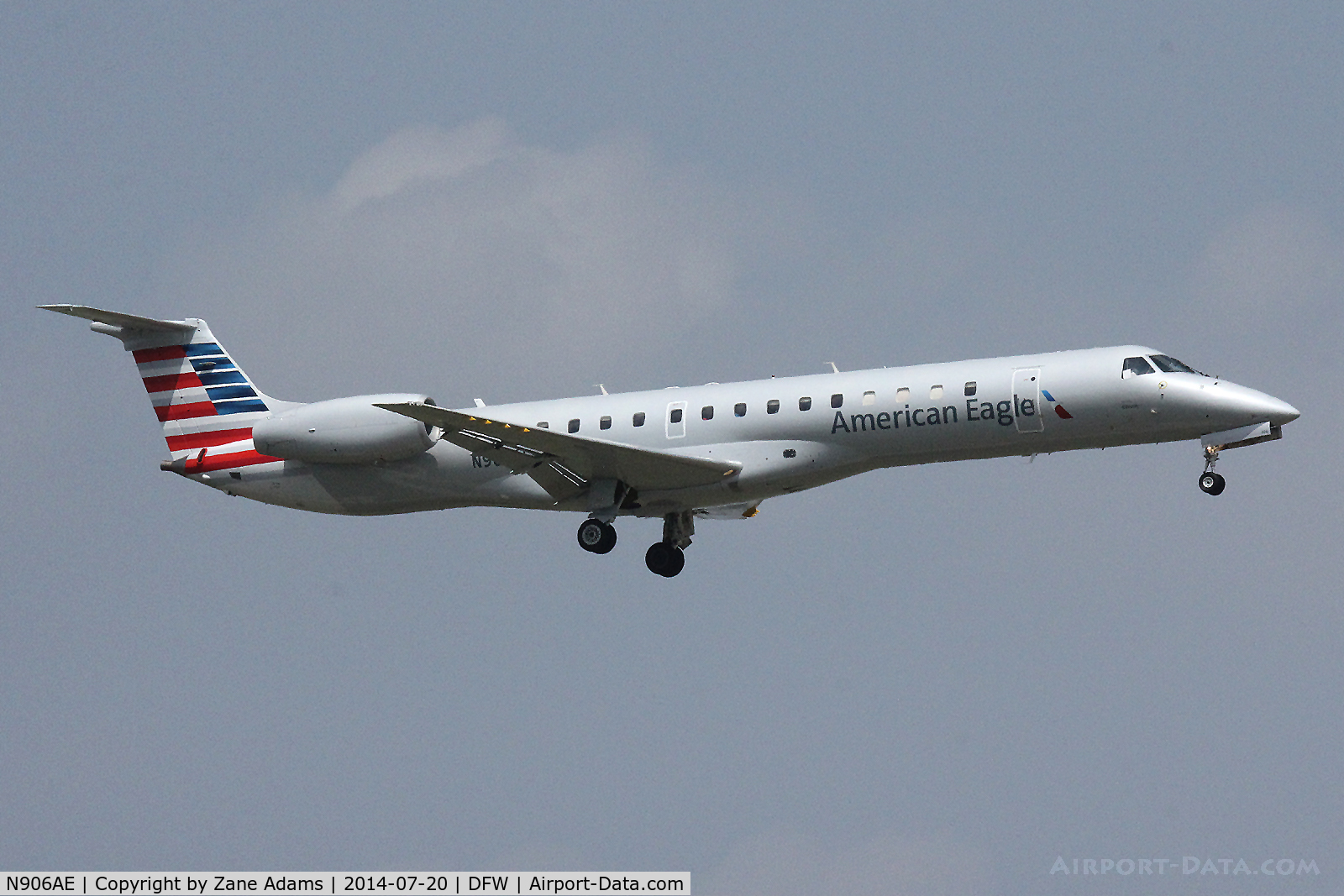 N906AE, 2005 Embraer ERJ-145LR (EMB-145LR) C/N 14500894, At DFW Airport