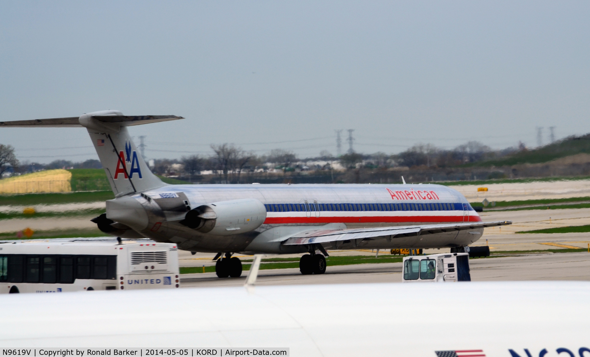 N9619V, 1997 McDonnell Douglas MD-83 (DC-9-83) C/N 53566, Taxi O'Hare