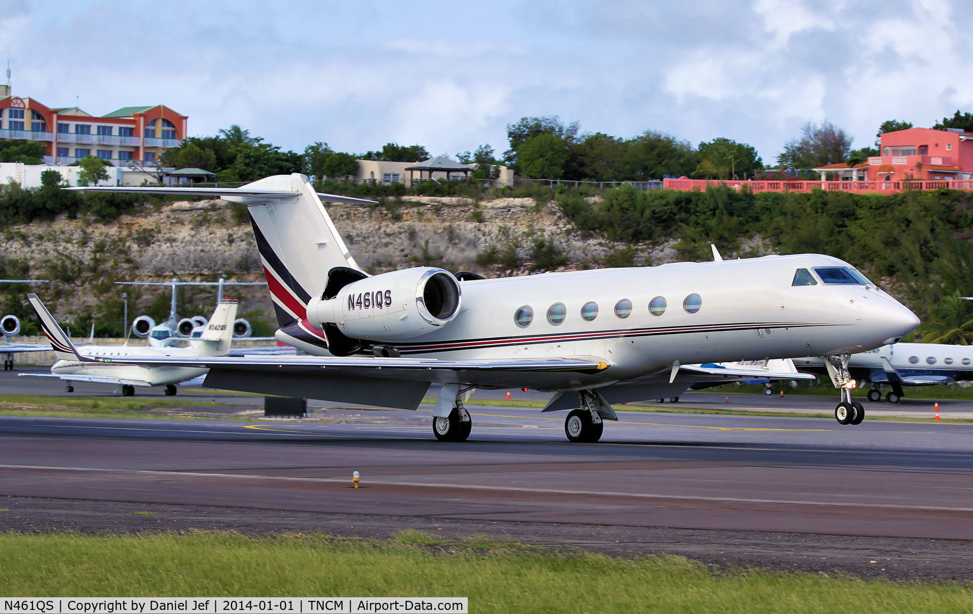 N461QS, 2008 Gulfstream Aerospace GIV-X (G450) C/N 4125, N461QS