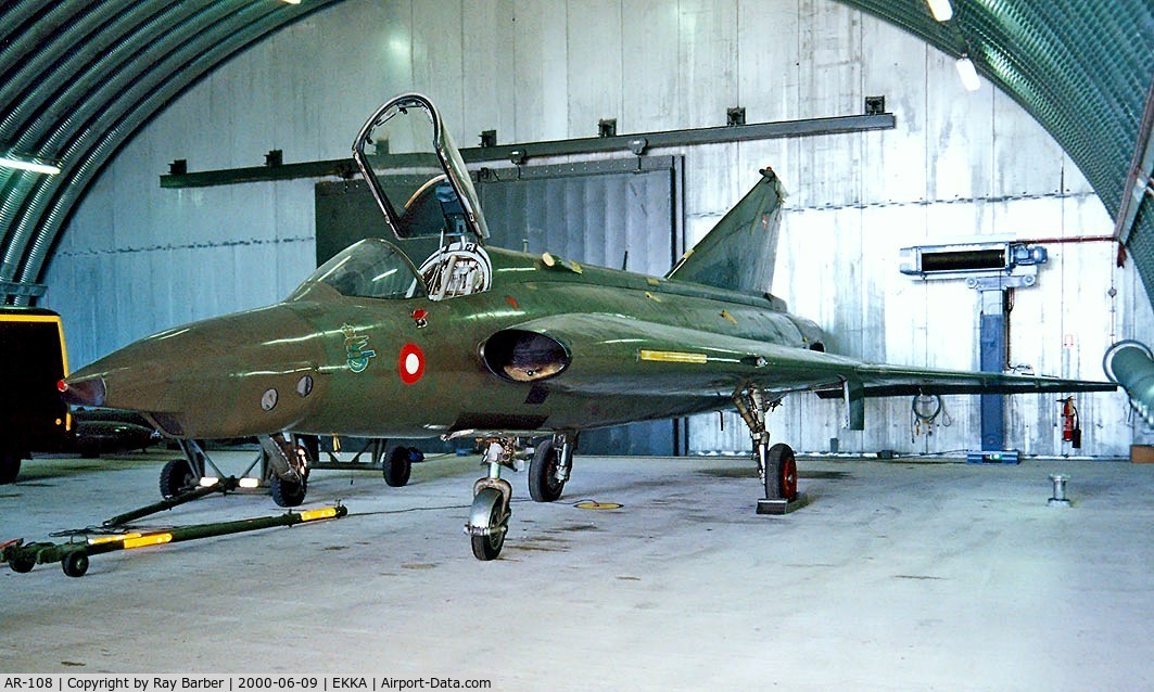 AR-108, 1971 Saab RF-35 Draken C/N 35-1108, SAAB RF-35 Draken [351108] (Royal Danish Air Force) Karup~OY 09/06/2000