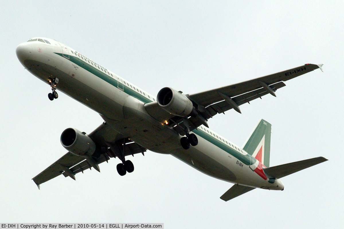 EI-IXH, 1999 Airbus A321-112 C/N 940, Airbus A321-112 [0940] (Alitalia) Home~G 14/05/2010. On approach 27R.