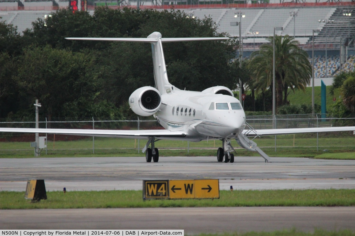 N500N, 2006 Gulfstream Aerospace GIV-X (G450) C/N 4056, NASCAR Inc G450