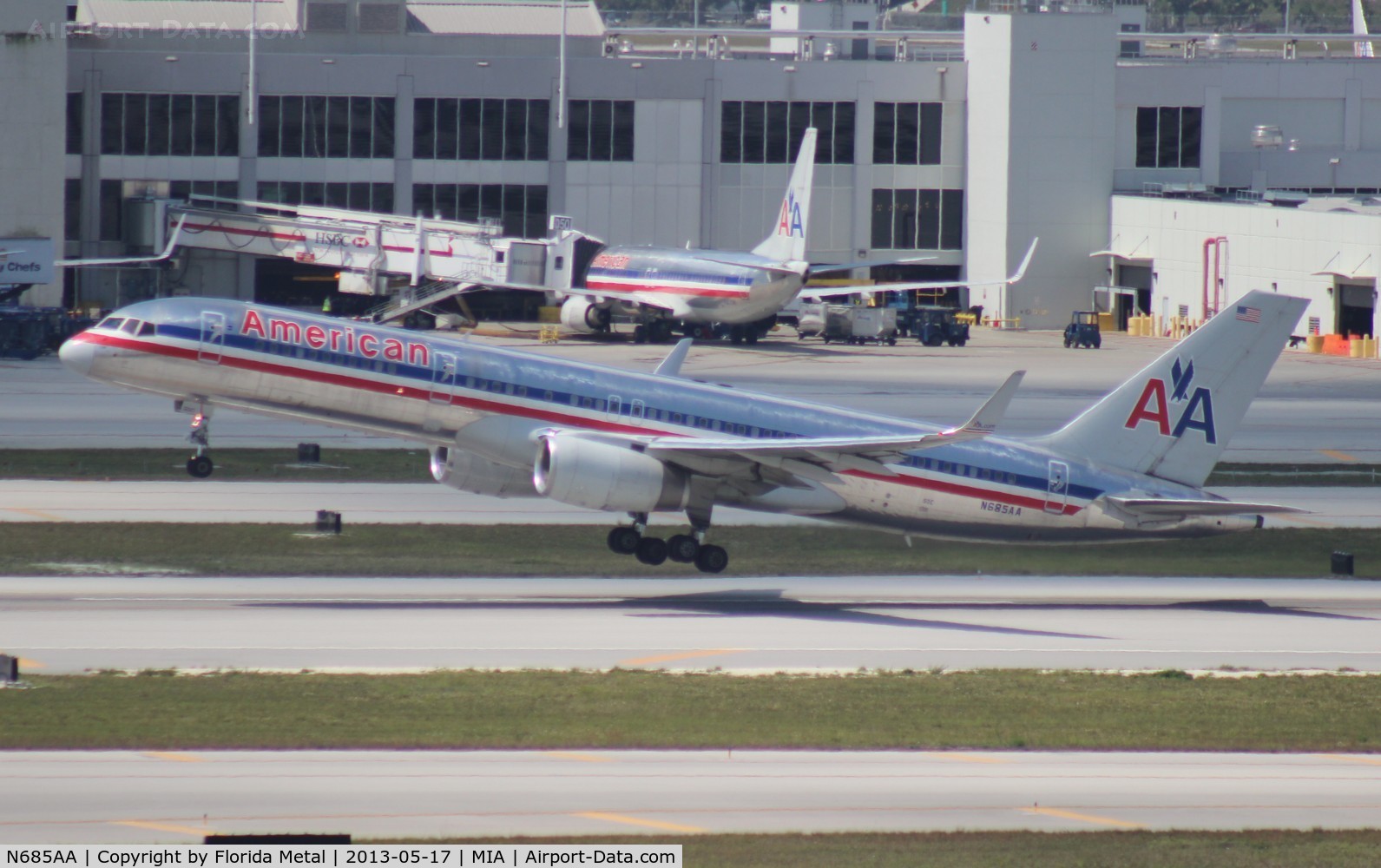 N685AA, 1992 Boeing 757-223 C/N 25342, American 757-200