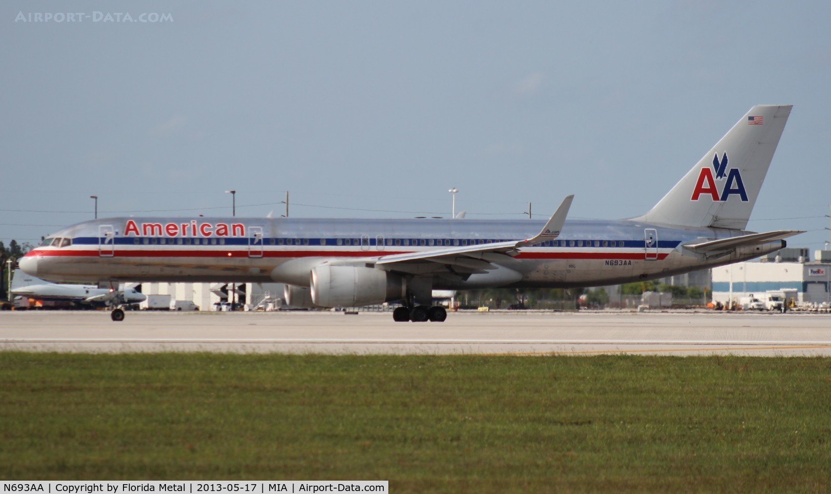 N693AA, 1994 Boeing 757-223 C/N 26973, American 757-200