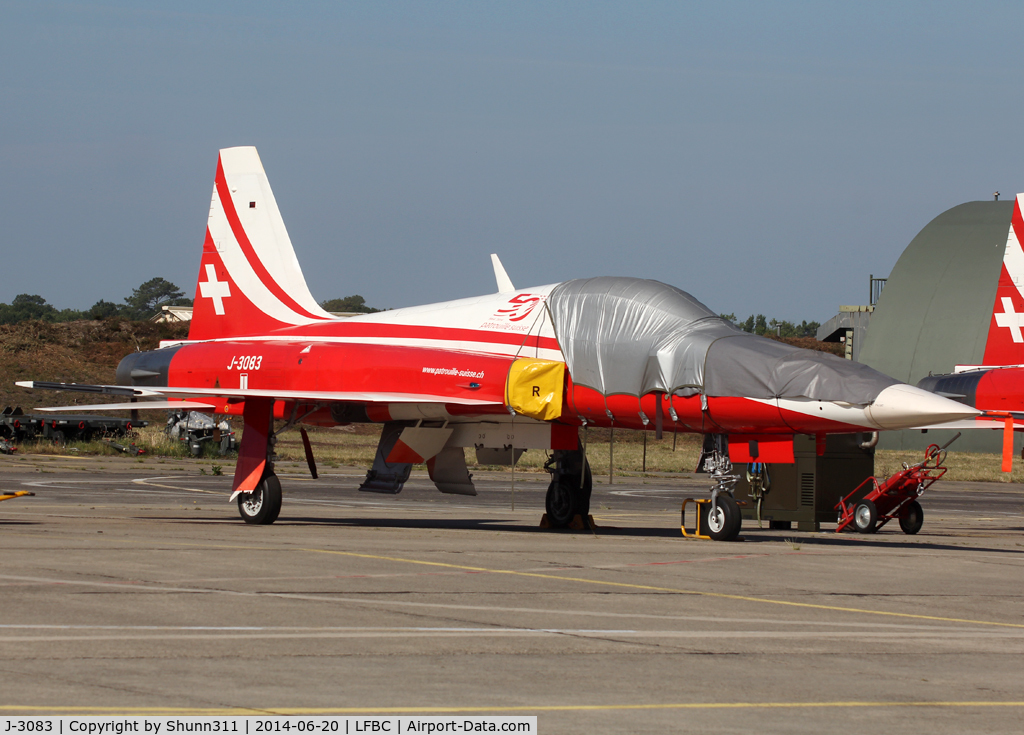 J-3083, Northrop F-5E Tiger II C/N L.1083, Participant of the Cazaux AFB Spotterday 2014... Additional 50th anniversary patch...