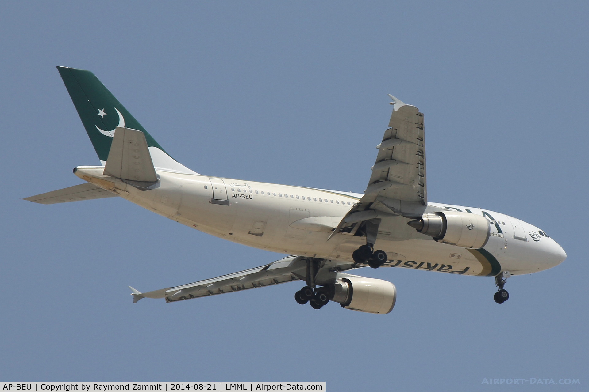 AP-BEU, 1994 Airbus A310-308 C/N 691, A310 AP-BEU Pakistan International Airlines