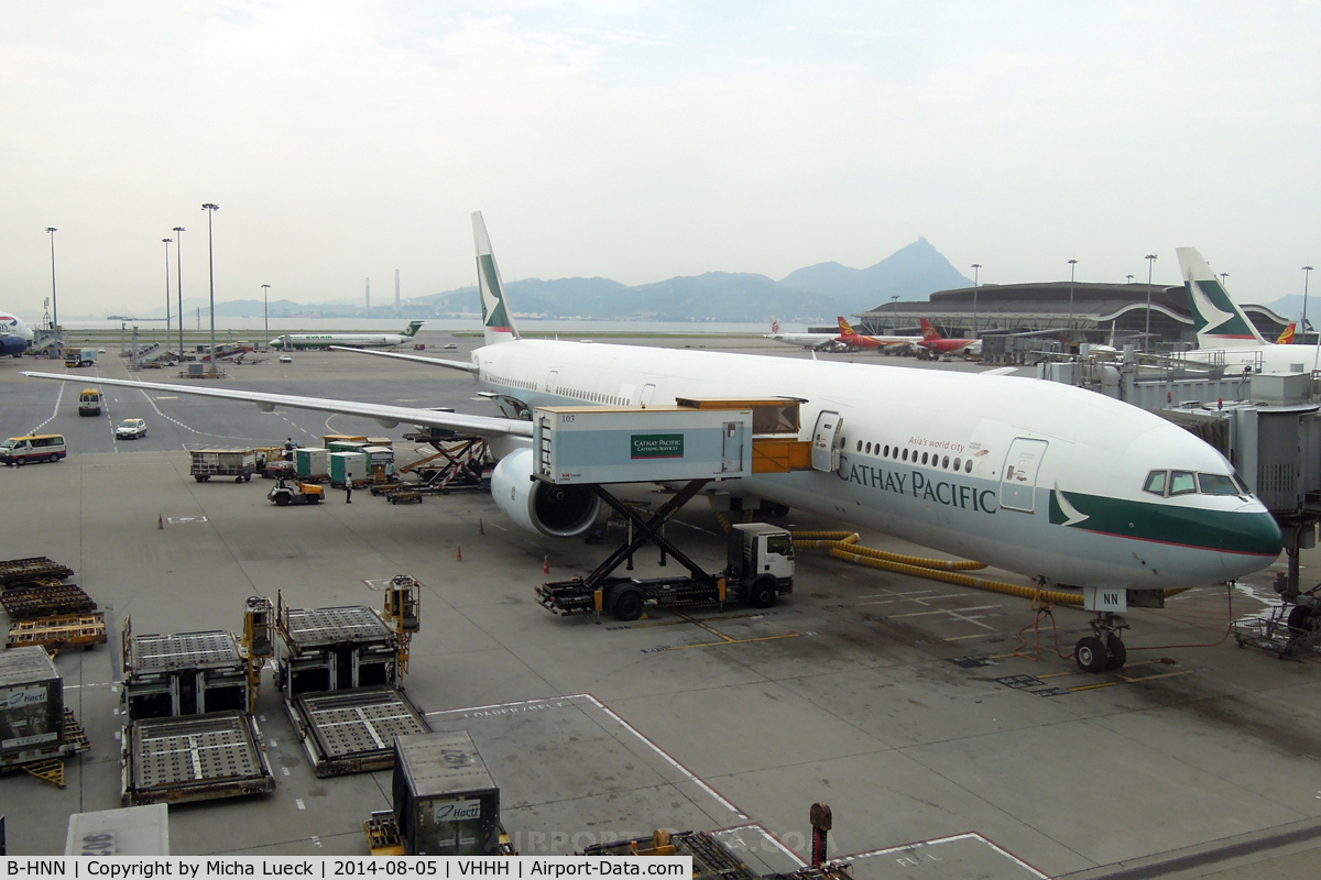 B-HNN, 2003 Boeing 777-367 C/N 33703, At Hong Kong