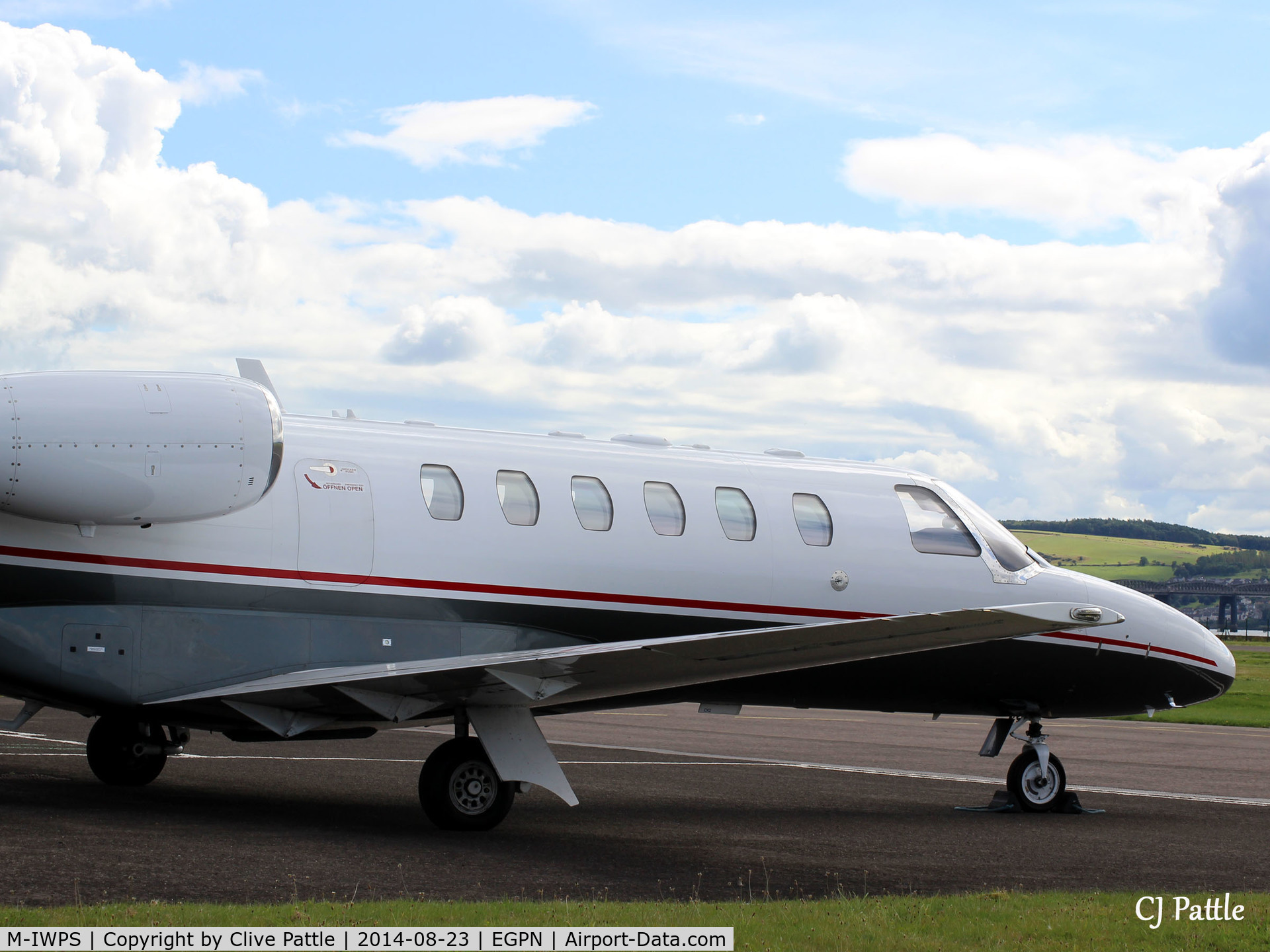 M-IWPS, 2012 Cessna 525A CitationJet CJ2+ C/N 525A-0496, Close-up of forward fuselage of M-IWPS at Dundee Riverside.