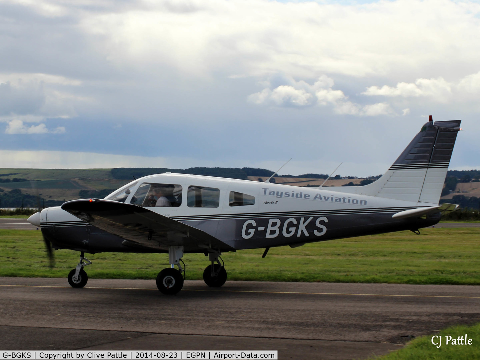 G-BGKS, 1978 Piper PA-28-161 Cherokee Warrior II C/N 28-7916221, Returning from another sortie.