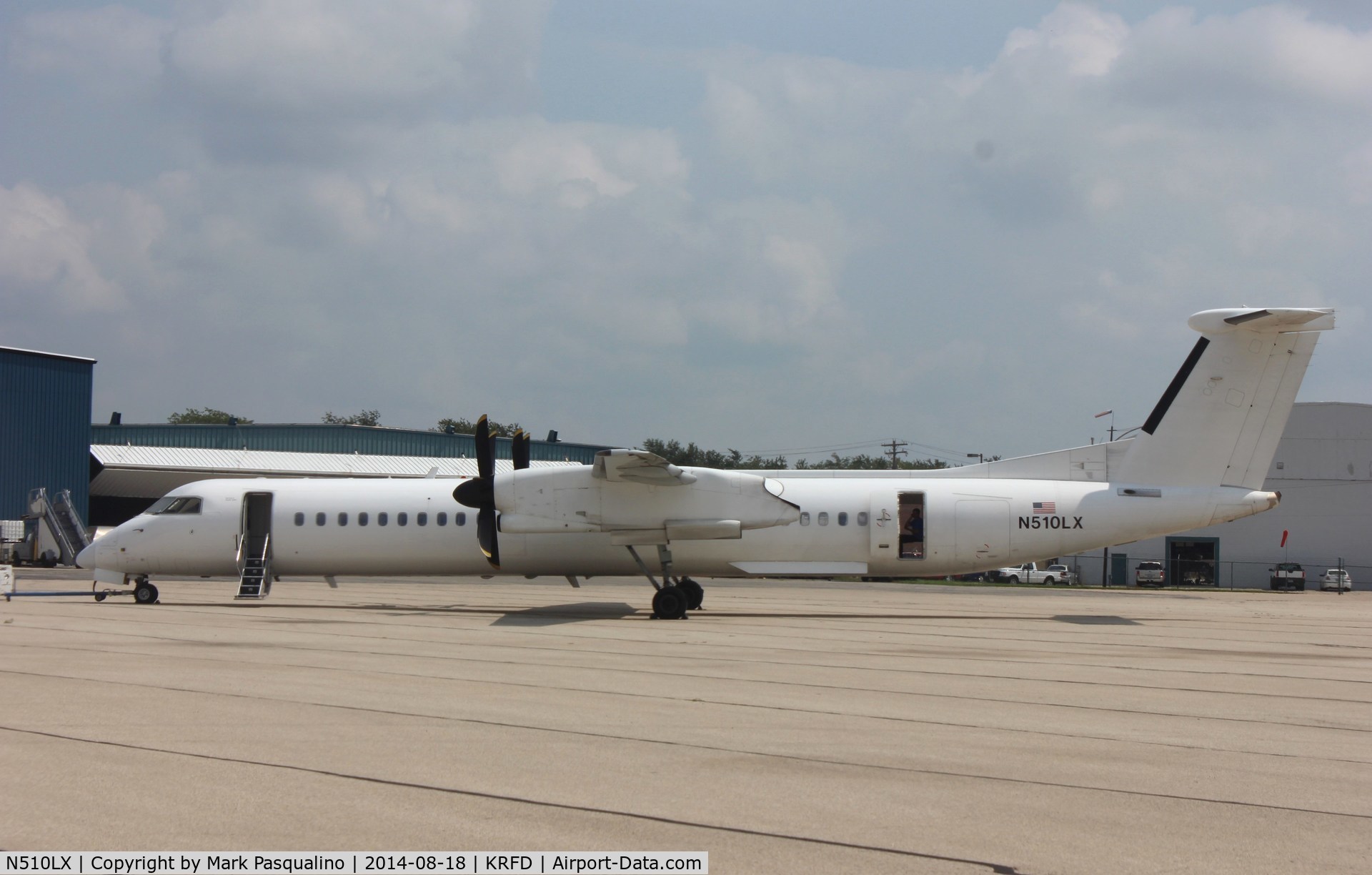 N510LX, 2008 Bombardier DHC-8-402 Dash 8 C/N 4186, DHC-8-400