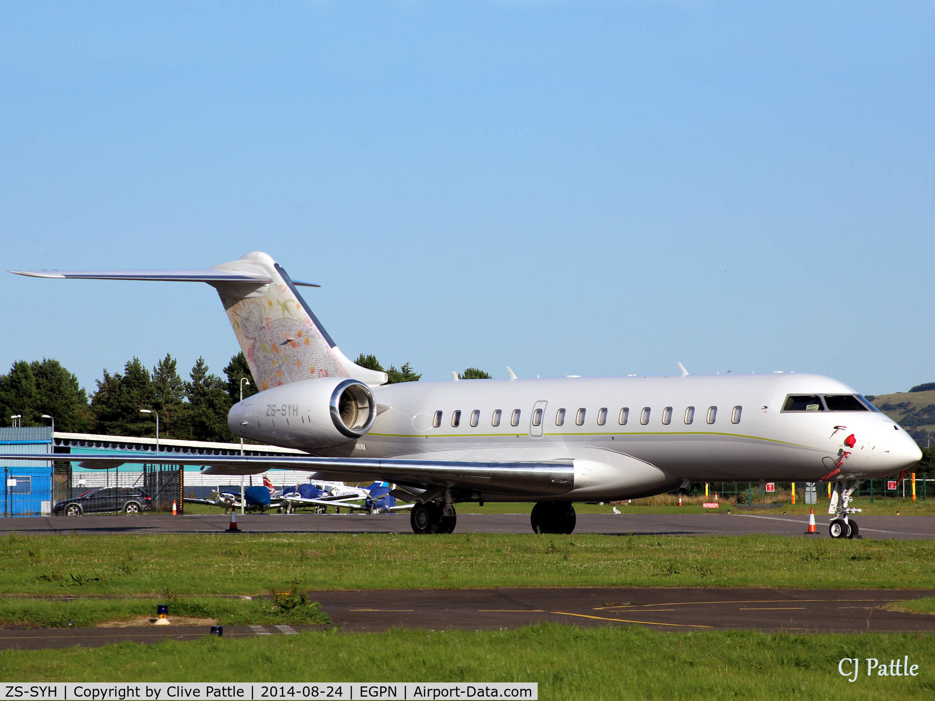 ZS-SYH, 2012 Bombardier BD-700-1A11 Global 6000 C/N 9470, Pictured on the ramp at Dundee Riverside EGPN on the evening of Sunday 24th August 2014 for an overnight stop.