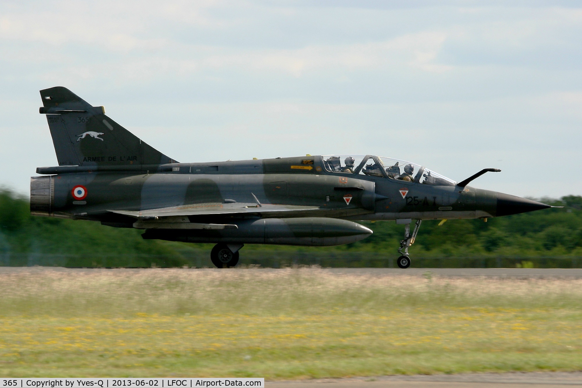 365, Dassault Mirage 2000N C/N 357, Dassault Mirage 2000N (125-AI), Landing rwy 28, Châteaudun Air Base 279 (LFOC) Open day 2013