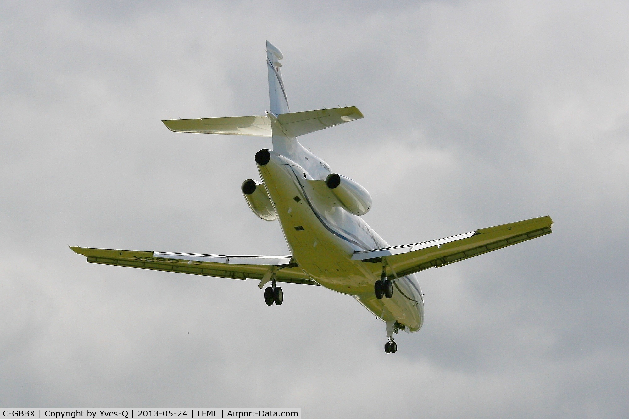 C-GBBX, 2000 Dassault Falcon 900EX C/N 64, Dassault Falcon 900EX, Short approach Rwy 31L, Marseille-Marignane Airport (LFML-MRS)