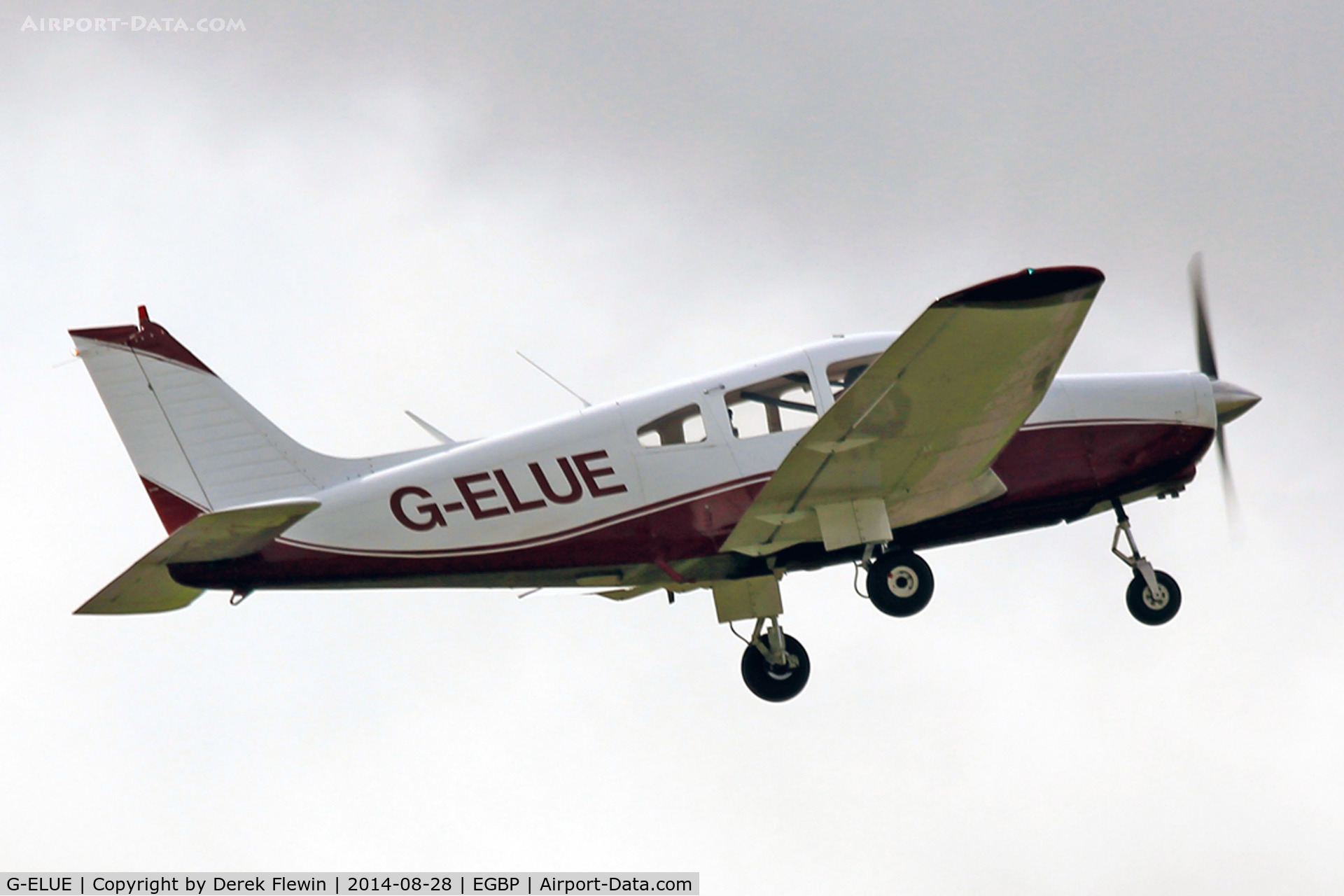 G-ELUE, 1979 Piper PA-28-161 Warrior II C/N 28-7916484, Kemble based, Cherokee Warrior II, seen departing runway 26 at EGBP.
