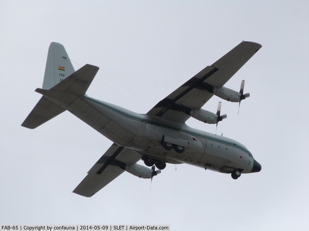 FAB-65, 1960 Lockheed C-130B Hercules C/N 282-3588, FAB transport arriving to El Trompillo