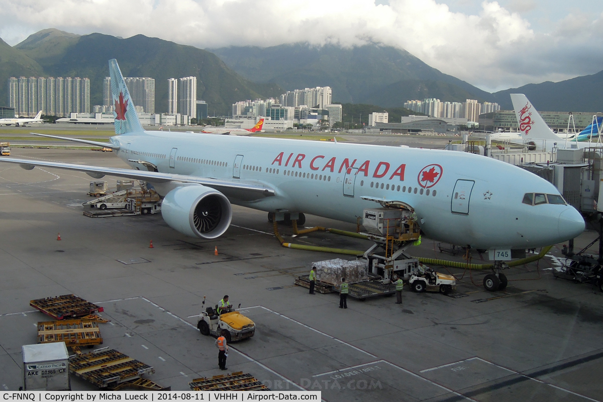 C-FNNQ, 2013 Boeing 777-333/ER C/N 43251, At Hong Kong
