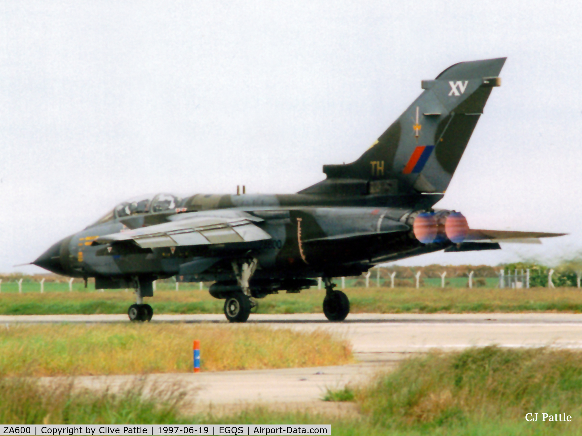 ZA600, 1982 Panavia Tornado GR.1 C/N 122/BS039/2123, Scanned from print - RAF Lossiemouth take-off ZA600 coded TH of 15 R Sqn.