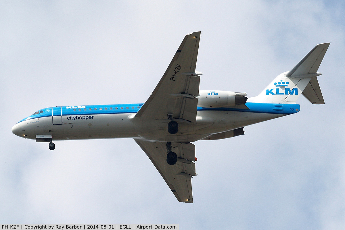 PH-KZF, 1996 Fokker 70 (F-28-0070) C/N 11577, Fokker F-70 [11577] (KLM cityhopper) Home~G 01/08/2014. On approach 27R.
