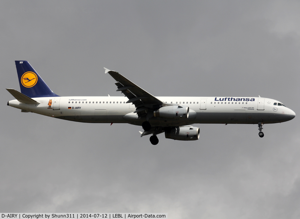 D-AIRY, 1998 Airbus A321-131 C/N 0901, Landing rwy 07R