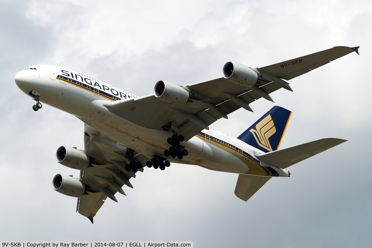 9V-SKB, 2006 Airbus A380-841 C/N 005, Airbus A380-841 [005] (Singapore Airlines) Home~G 07/08/2014. On approach 27R.