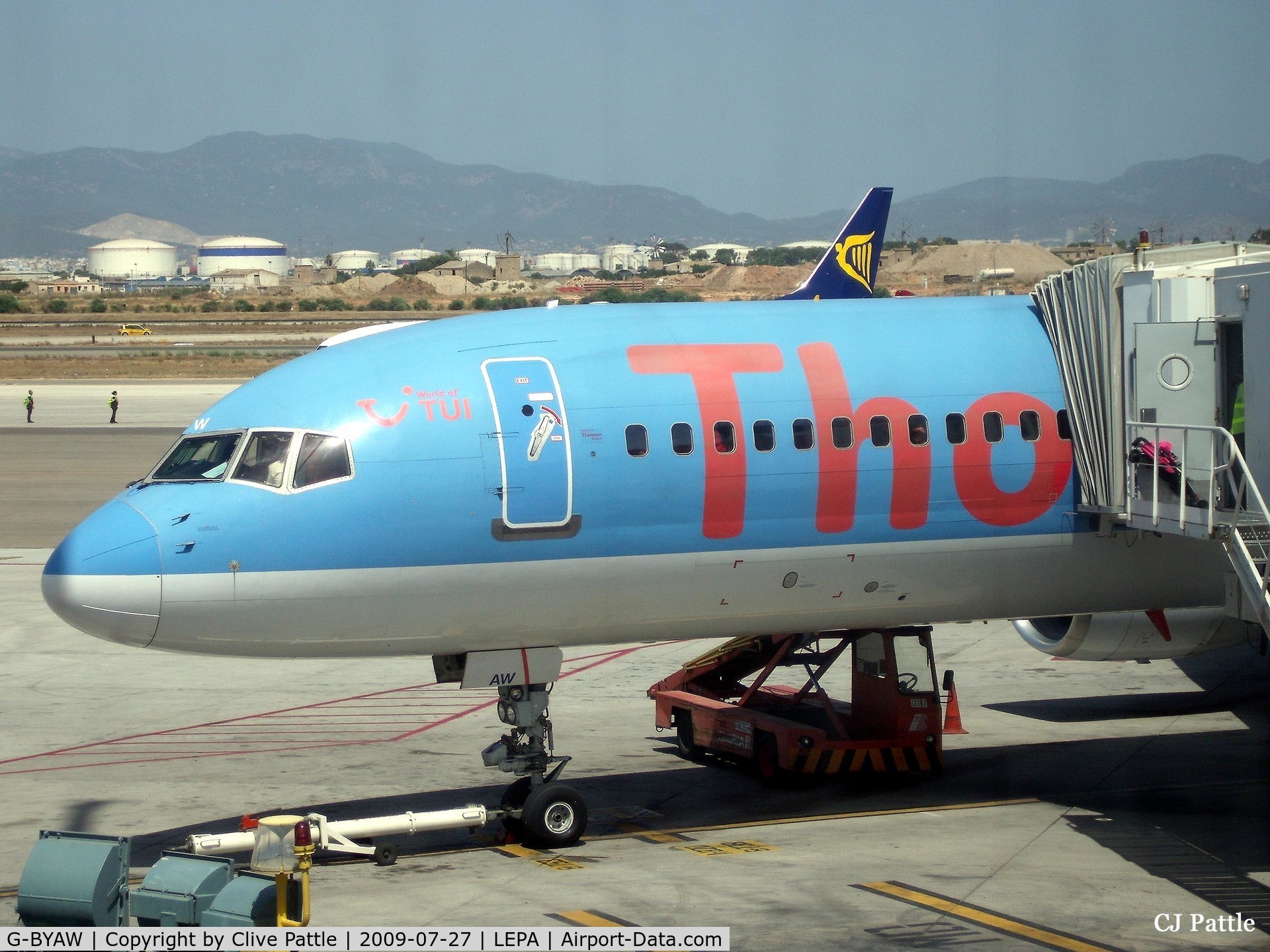 G-BYAW, 1995 Boeing 757-204 C/N 27234, At Gate at Palma De Majorca LEPA