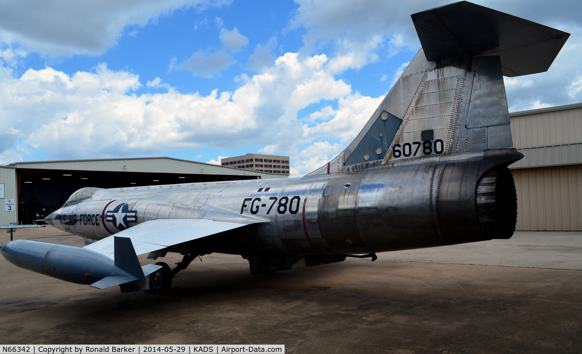 N66342, 1956 Lockheed F-104A Starfighter C/N 56-780, Cavanaugh Flight Museum Addison, TX