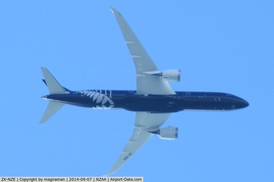 ZK-NZE, 2014 Boeing 787-9 Dreamliner C/N 34334, Now in regular service to Oz. On base leg over home in Mellons Bay