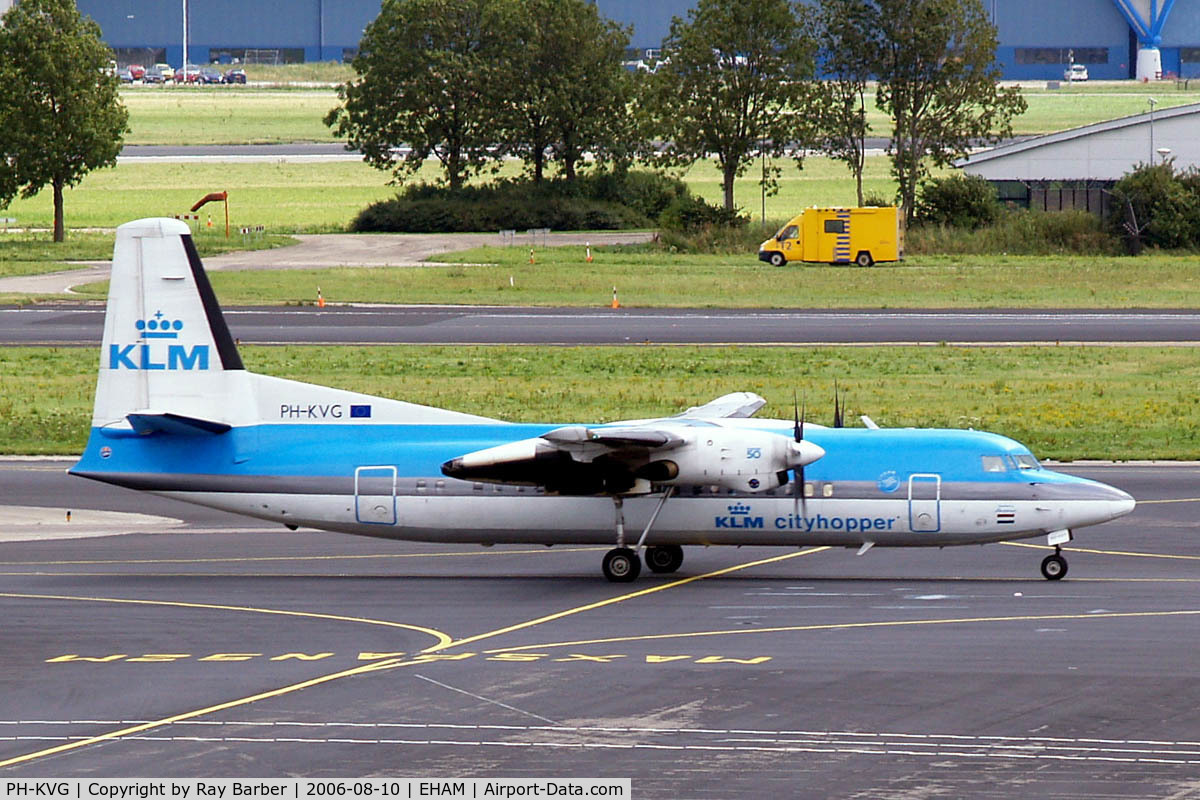 PH-KVG, 1991 Fokker 50 C/N 20211, Fokker F-50 [20211] (KLM cityhopper) Amsterdam-Schiphol~PH 10/08/2006