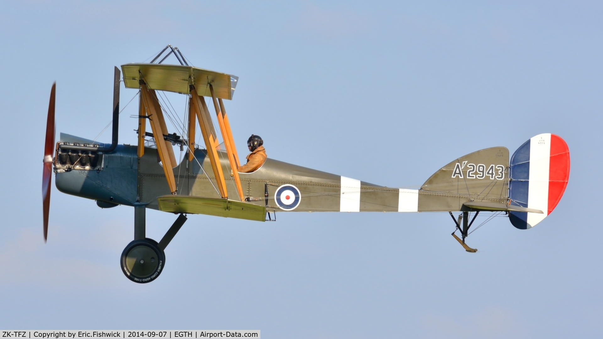 ZK-TFZ, Royal Aircraft Factory BE-2e Replica C/N 753, x. A'2943 in display mode at the glorious Shuttleworth Pagent Airshow, Sep. 2014.