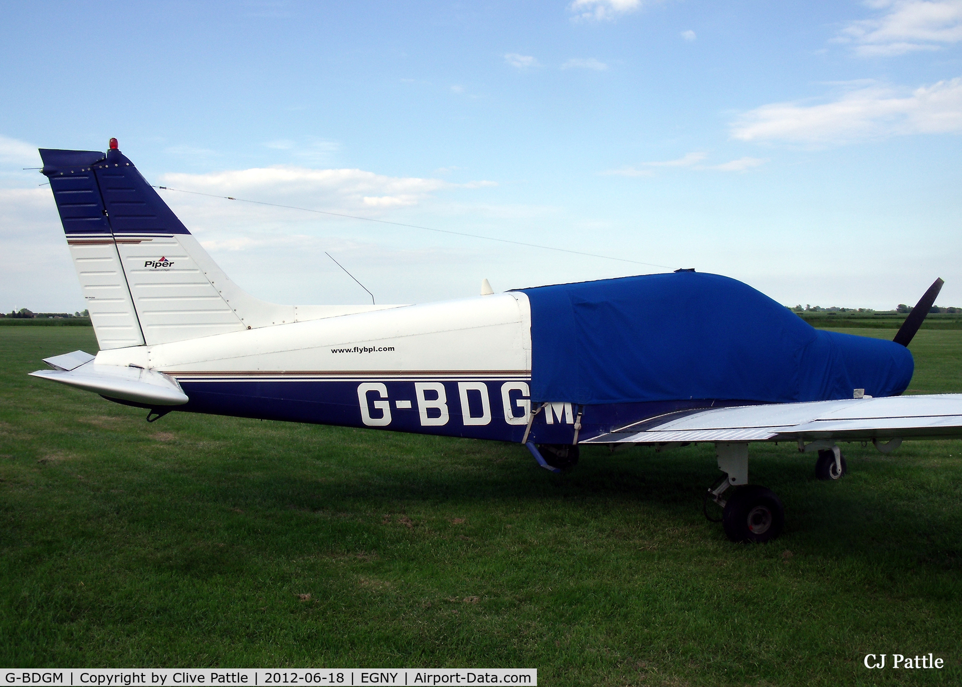 G-BDGM, 1974 Piper PA-28-151 Cherokee Warrior C/N 28-7415165, Resting at Linley Hill