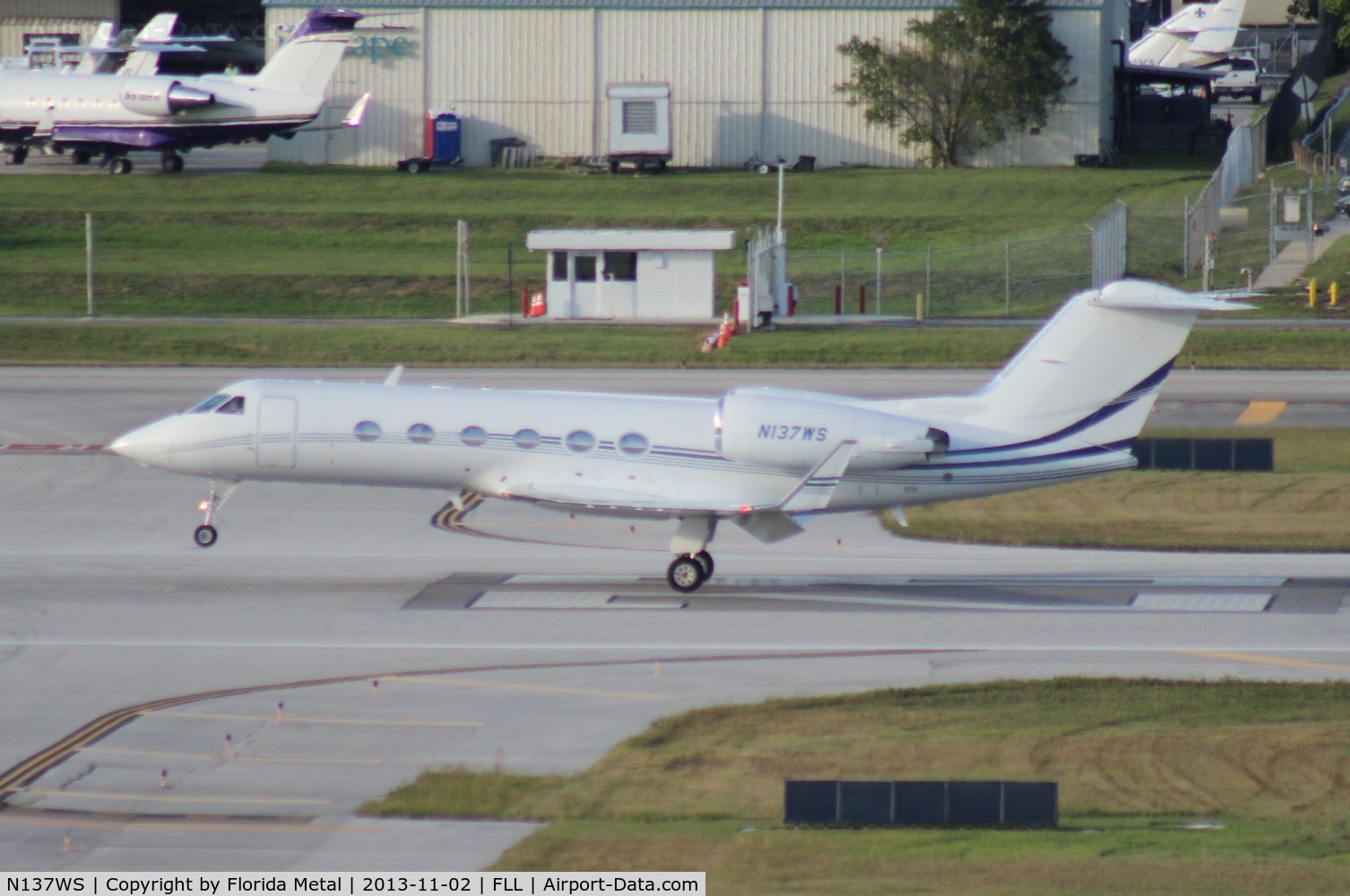 N137WS, 1997 Gulfstream Aerospace G-IV C/N 1307, Gulfstream IV