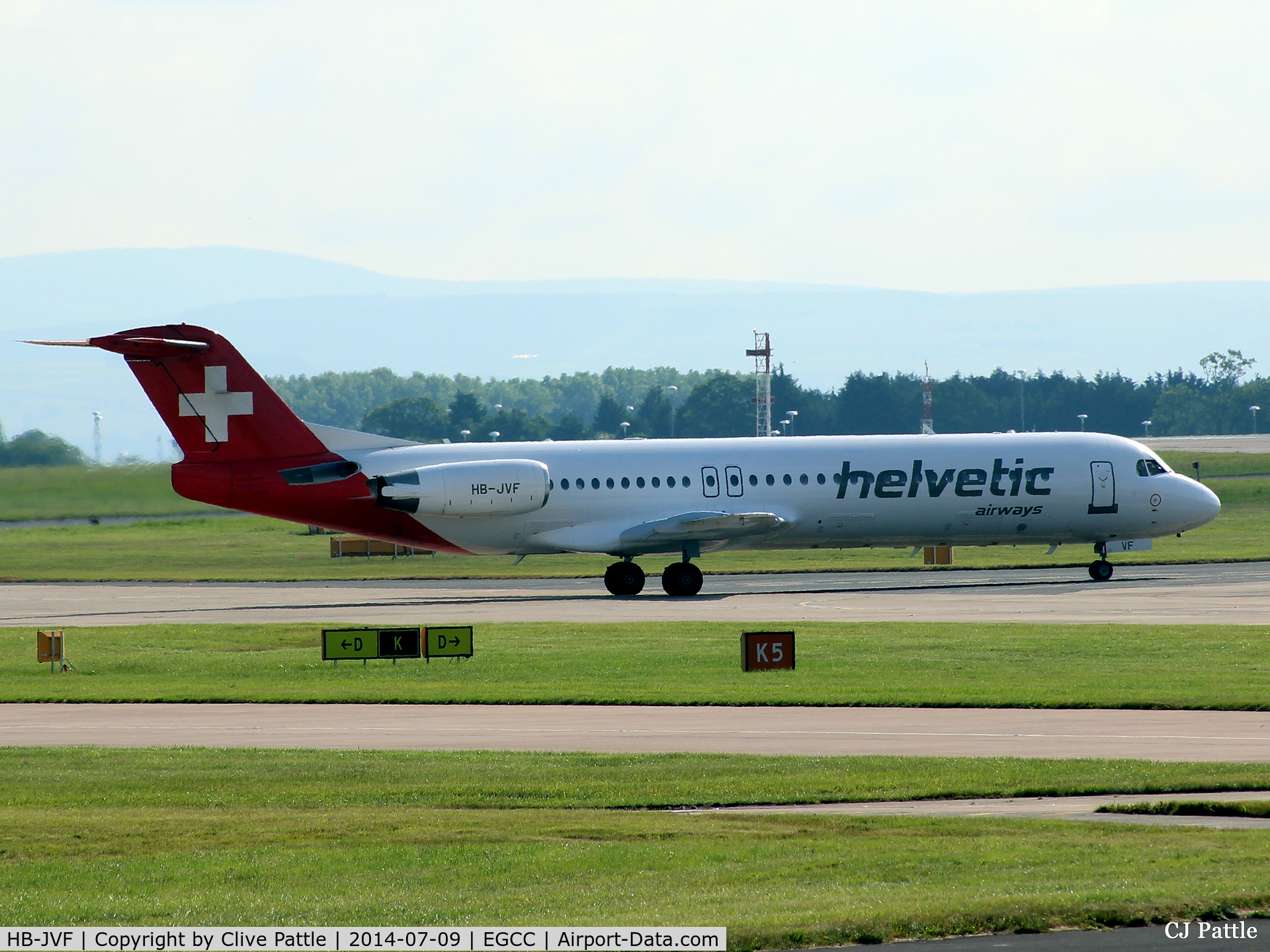 HB-JVF, 1993 Fokker 100 (F-28-0100) C/N 11466, Arrival at EGCC