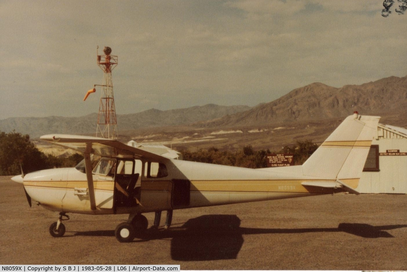 N8059X, 1961 Cessna 172B C/N 17248559, Short stop in Death Valley on the flight from Fremont,Ca. to Lake Havasu,Arizona on Memorial Day weekend in 1983. A very memorable (in my top 25) and satisfying day of flying!!Have found that great flights are not always determined by what you are flying.
