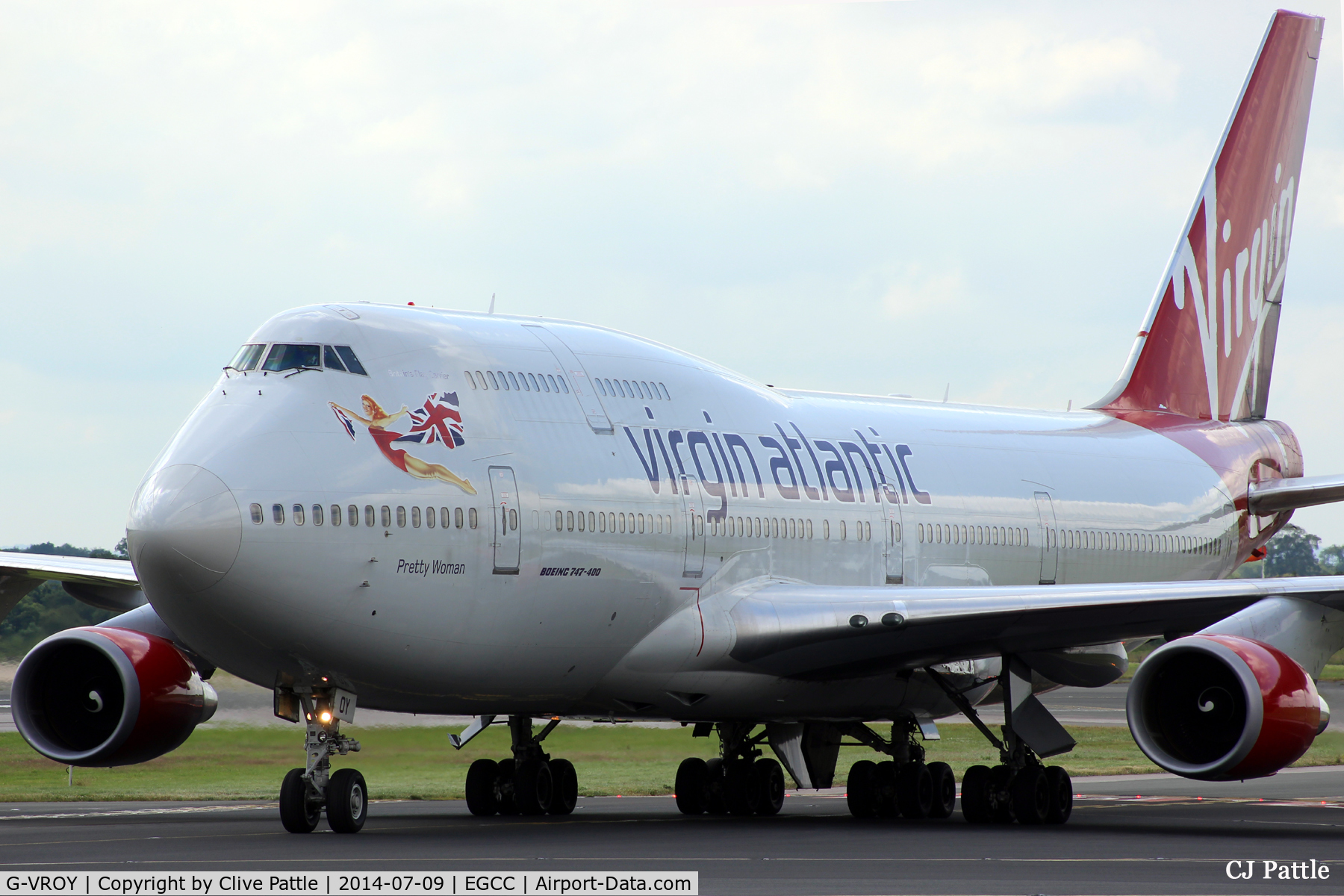 G-VROY, 2001 Boeing 747-443 C/N 32340, Close-up taxi