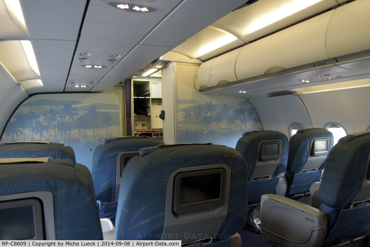 RP-C8609, 2007 Airbus A320-214 C/N 3273, Business class cabin (TAG-MNL)