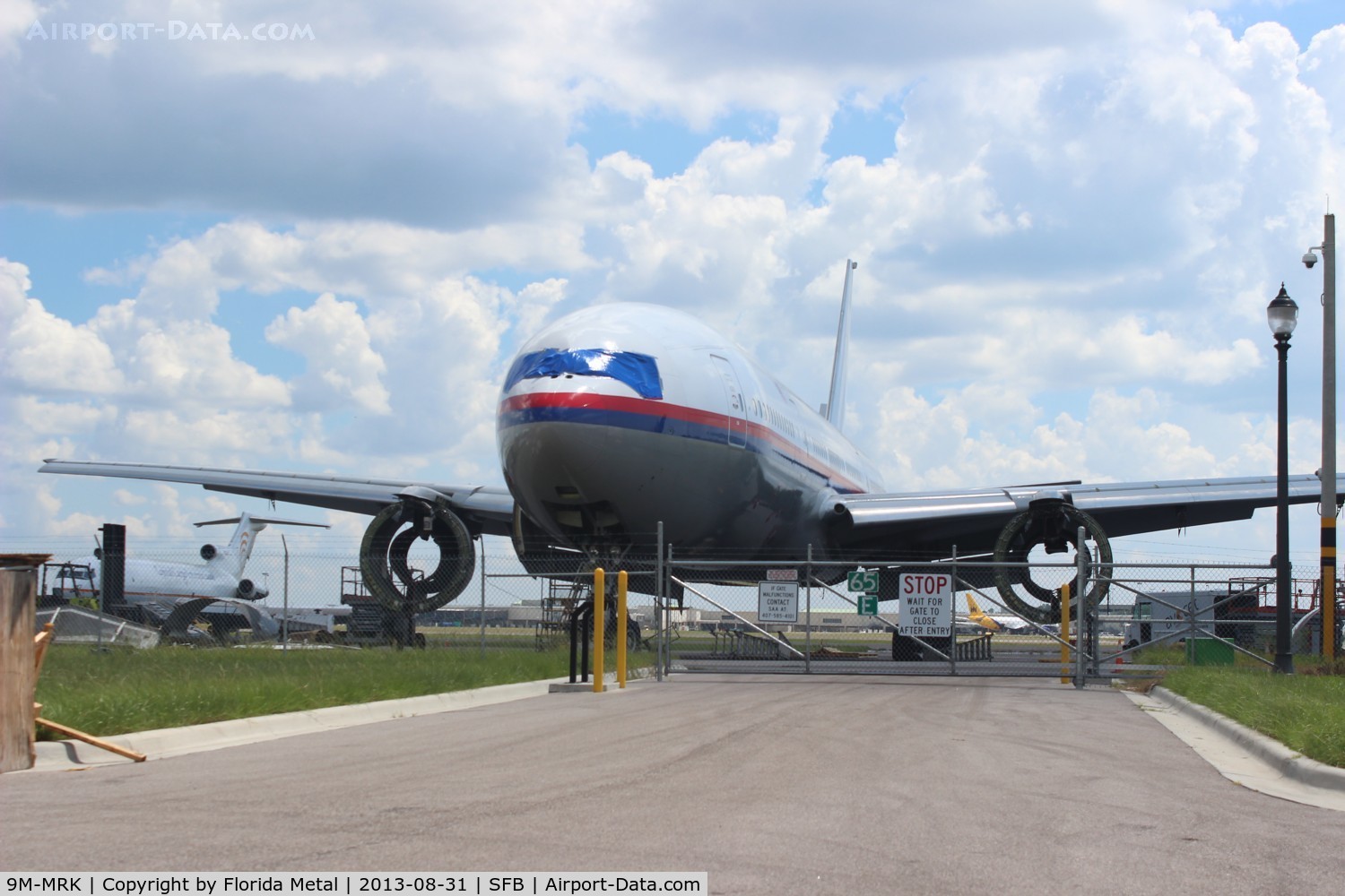 9M-MRK, 1999 Boeing 777-2H6/ER C/N 28418, Ex Malaysian Airlines 777-200