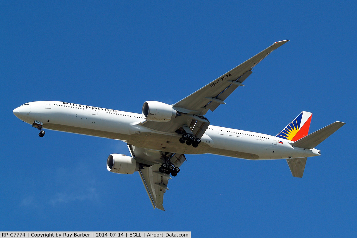 RP-C7774, 2012 Boeing 777-3F6/ER C/N 35556, Boeing 777-3F6ER [35556] (Philippines Airlines) Home~G 14/07/2014. On approach 27R.
