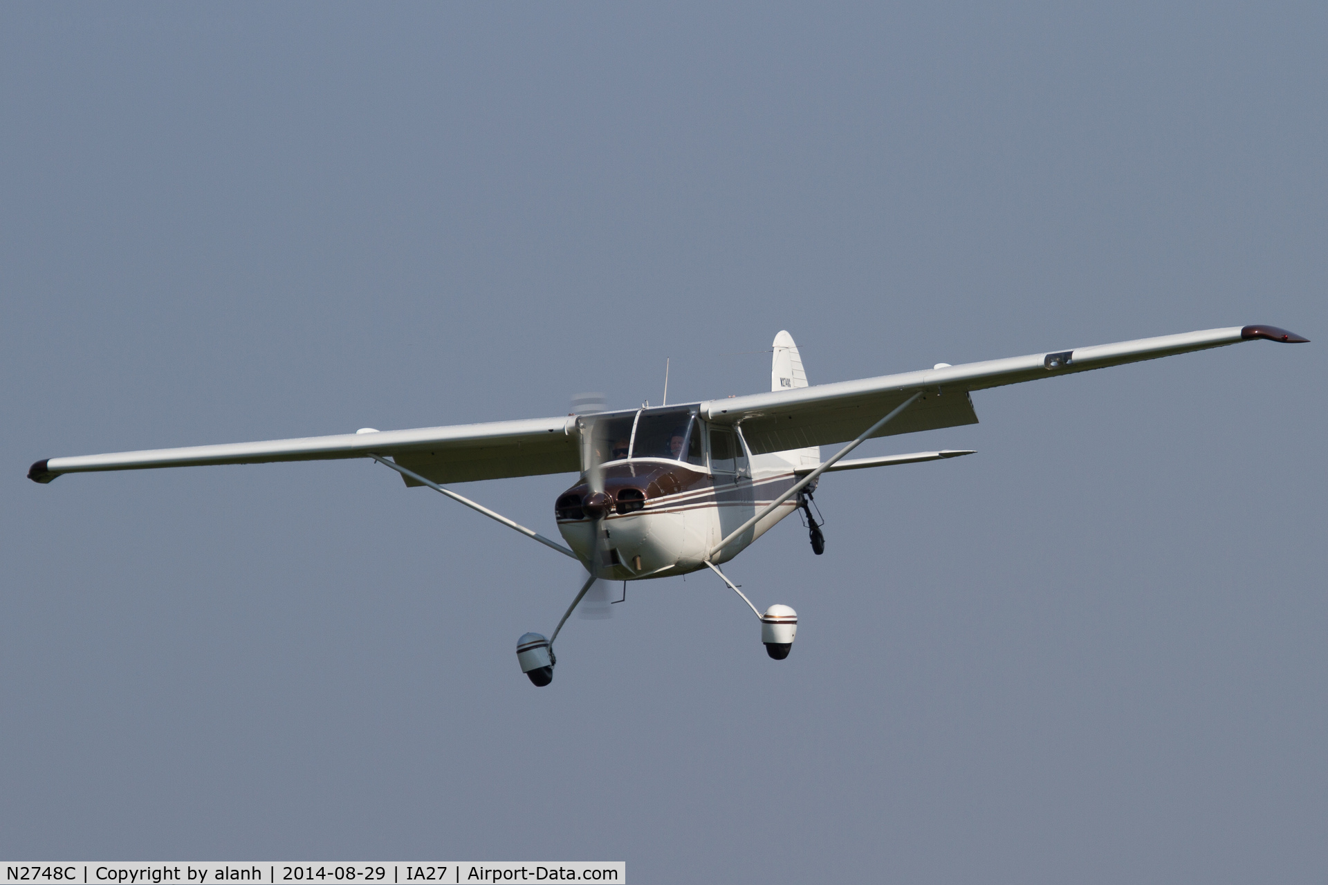 N2748C, 1954 Cessna 170B C/N 26292, Landing at Antique Airfield, Blakesburg