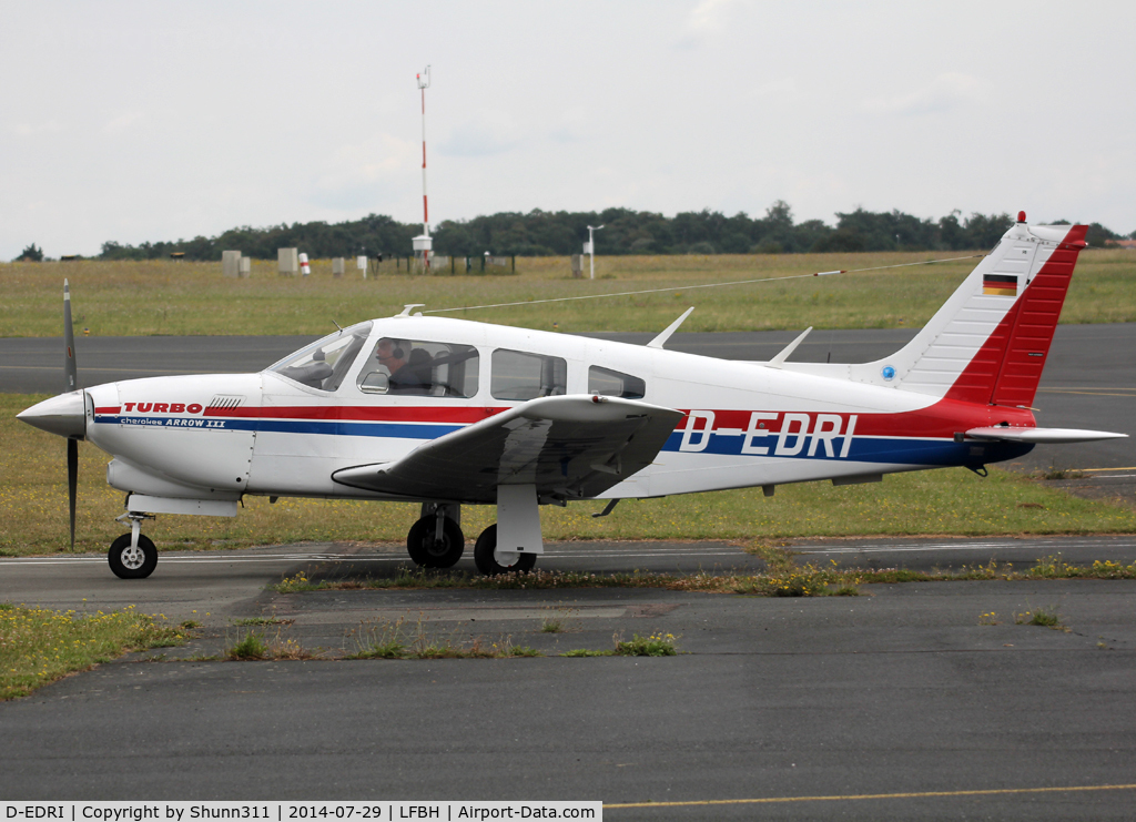 D-EDRI, 1977 Piper PA-28R-201T Cherokee Arrow III C/N 28R-7703247, Taxiing for departure after refuelling...
