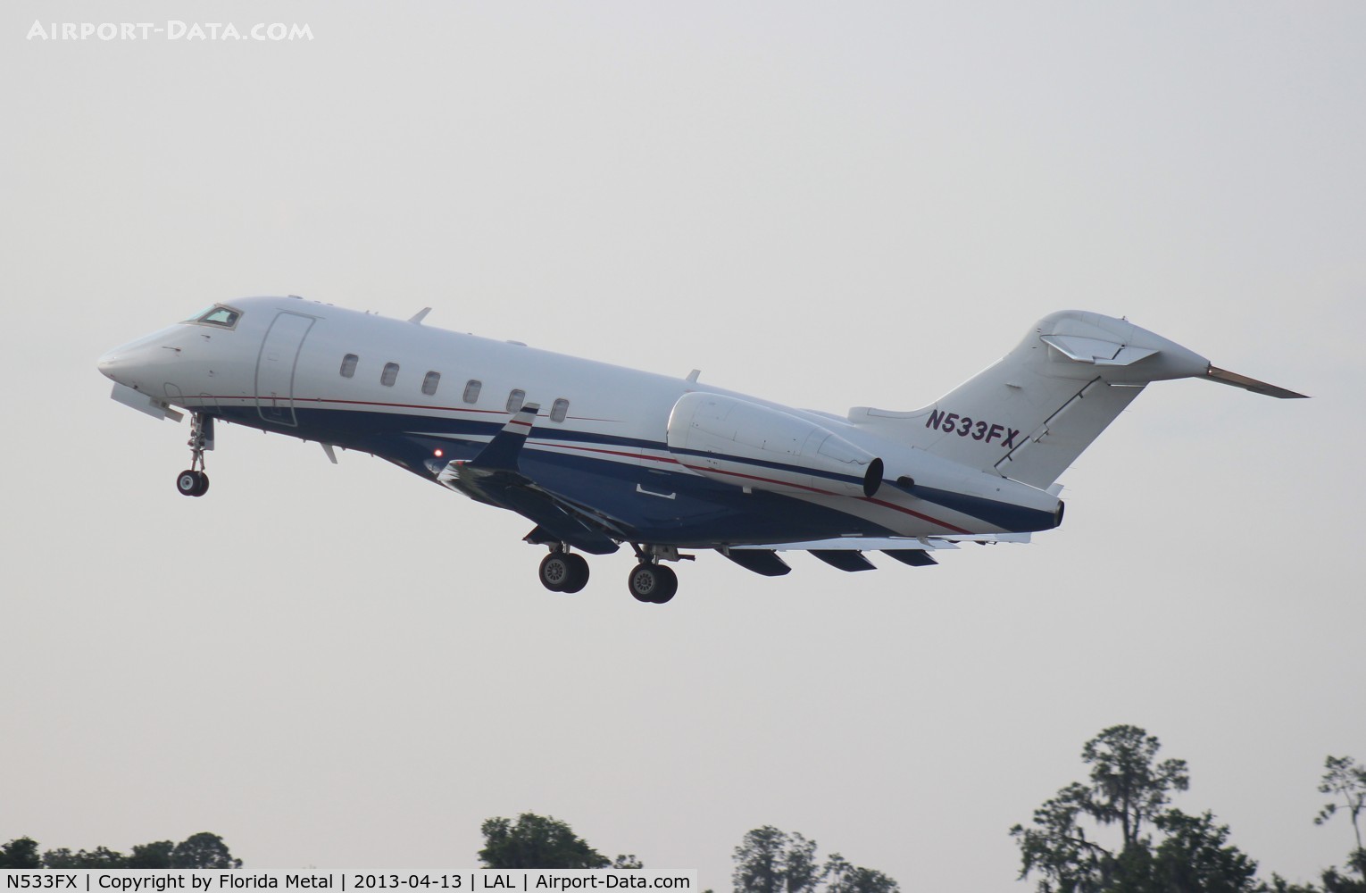 N533FX, 2007 Bombardier Challenger 300 (BD-100-1A10) C/N 20160, Challenger 300