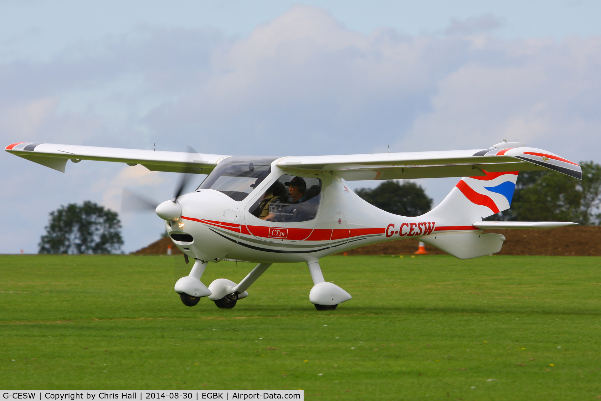 G-CESW, 2007 Flight Design CTSW C/N 8296, at the LAA Rally 2014, Sywell