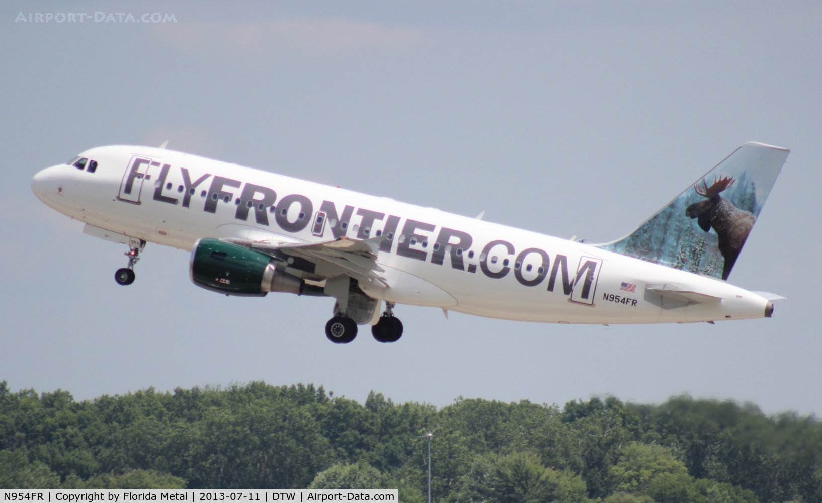 N954FR, 2002 Airbus A319-112 C/N 1786, Frontier Mickey the Moose A319